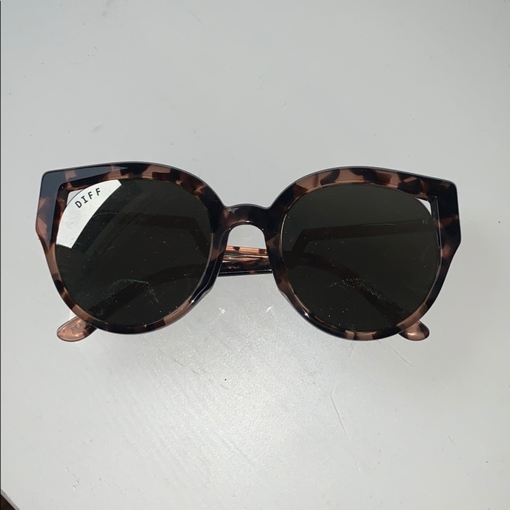 Diff Sunglasses